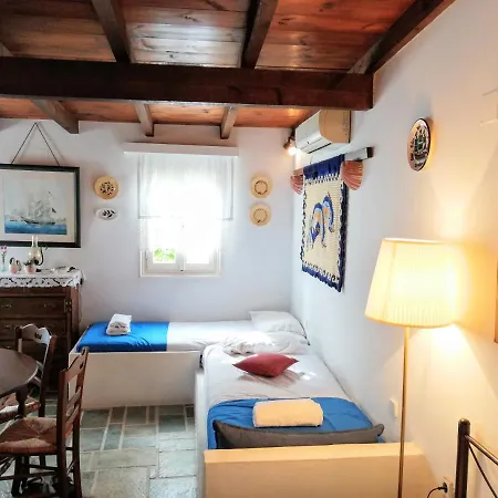 Traditional Country House In Prázdninový dům